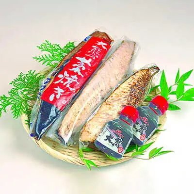 土佐のおきゃくセット 禄 藁焼き鰹タタキ1節 びん長鮪タタキ2節 計780g 高知県土佐市 【株式会社大熊】 [BQAA031]