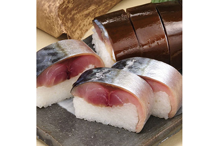 紀州和歌山の棒寿司（鯖）とあせ葉寿司（鯛4個・鮭3個）セット