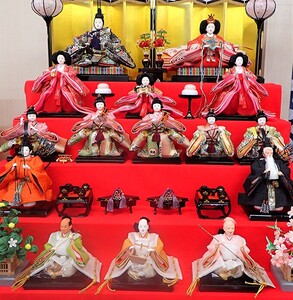 雛人形 京九番親王 毛氈飾り 雛人形【7段15人飾り】