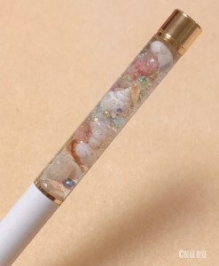 貝殻＆サンゴ入り 海のハーバリウム風ボールペン(黒インク/1.0mm)１本  【R01218】
