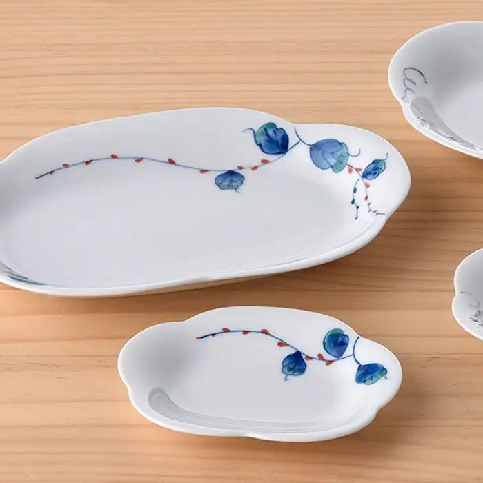 【波佐見焼】かわいいお花のお皿の大小 大皿 小皿 セット 食器 皿 【松幸陶芸】 [HB15] 波佐見焼