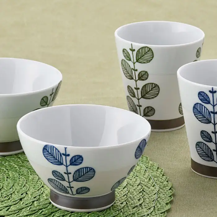 【波佐見焼】ミント くらわんか 茶碗 カップ 各2色 計4点セット 食器 皿 【新生和】 [DE01] 波佐見焼