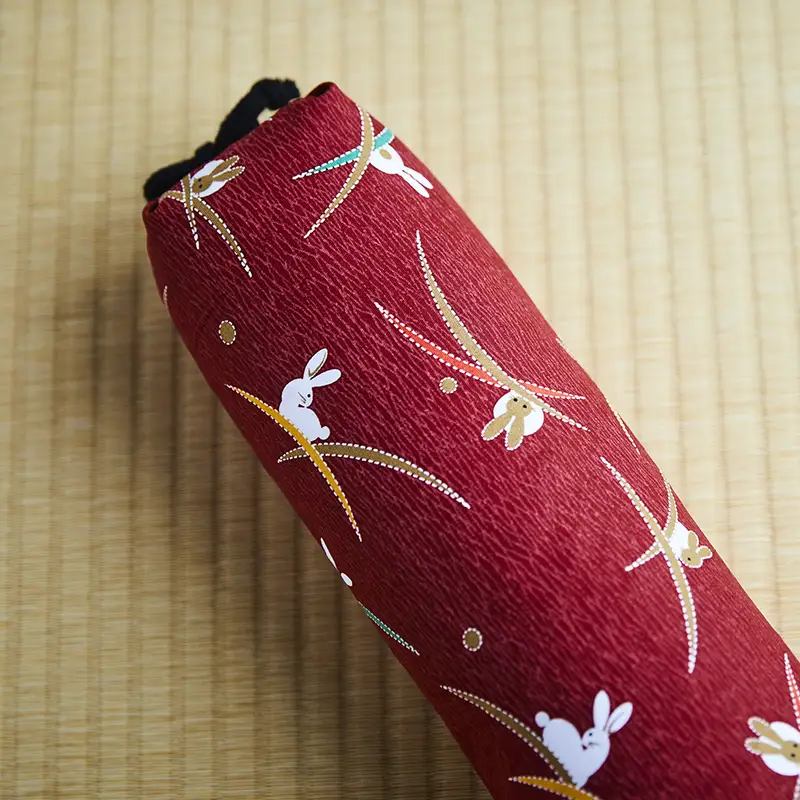 健康のお手伝い　手作り　骨盤枕、首枕(赤うさぎ柄）