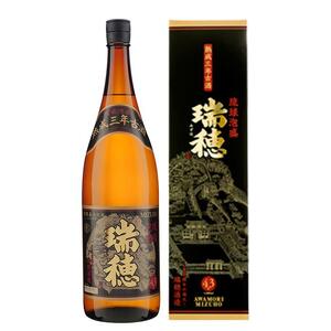 瑞穂 熟成三年古酒43度（一升瓶）