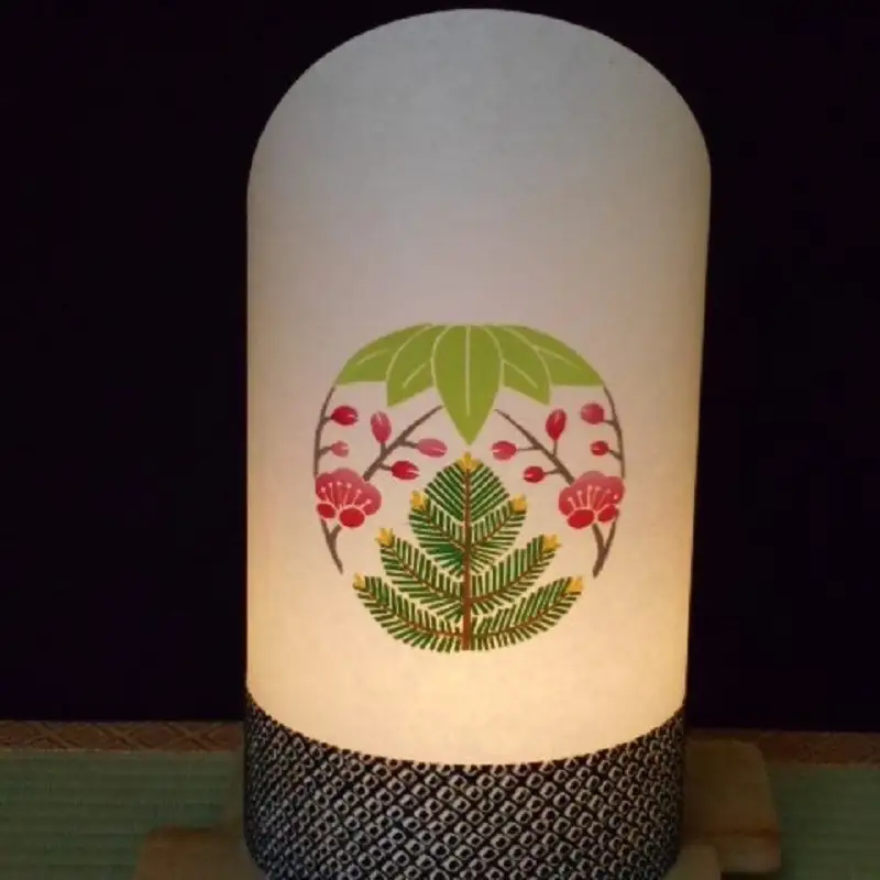 着物生地で作ったおしゃれな行灯（あんどん） 松竹梅
