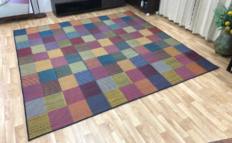 福岡 花ござ DXカラフルブロック 240×240cm（ブルー/グレイ/グリーン） カーペット ラグ