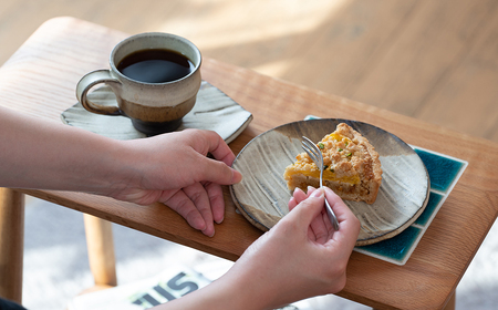 AM6　コーヒーカップ＆ソーサ―とケーキ皿のセット【茶】 【 カップ ソーサー ケーキ皿 皿 手作り 】