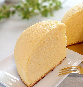 【厳選素材 特大！】チーズのお山 スフレ （約700g 直径15cm） チーズケーキ　スフレ  AY32