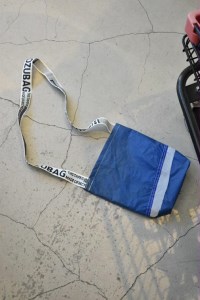 ＜HOZUBAG＞サコッシュ パラグライダーのリサイクルバッグ◆サコッシュ