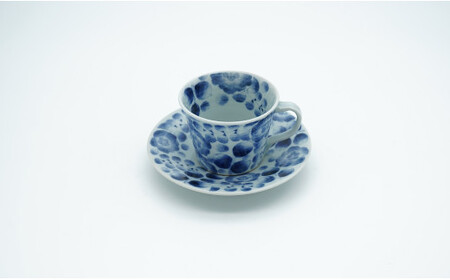 有田焼 辻が花コーヒーカップ＆ソーサー【山口洋一工房】食器 器 うつわ カップ＆ソーサー マグカップ カップ コーヒーカップ ソーサー コーヒーカップ＆ソーサー 染付 手描き 手作り ギフトセット 贈答 コーヒーカップ dh004