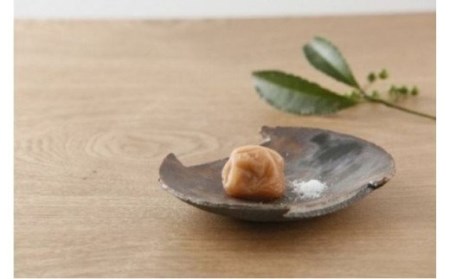 昔ながらのすっぱいしょっぱい梅干し1kg [中玉]２Ｌサイズ(化粧箱入)【ntbt220A】