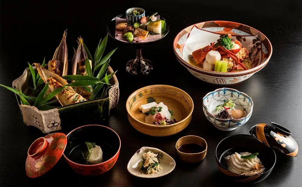 【芸舞妓お座敷遊び体験付き】　京料理プレミアムペア食事券　110万円コース
