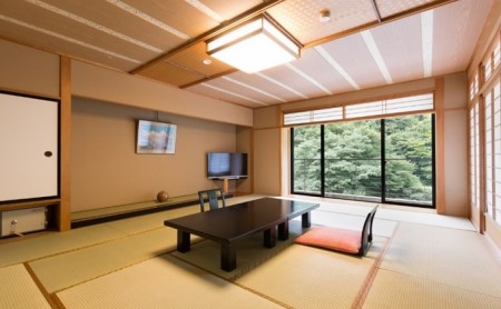 【新館「湯乃庄」確約】季節替わりのおがわ特選料理プラン 平日限定ペア宿泊券
