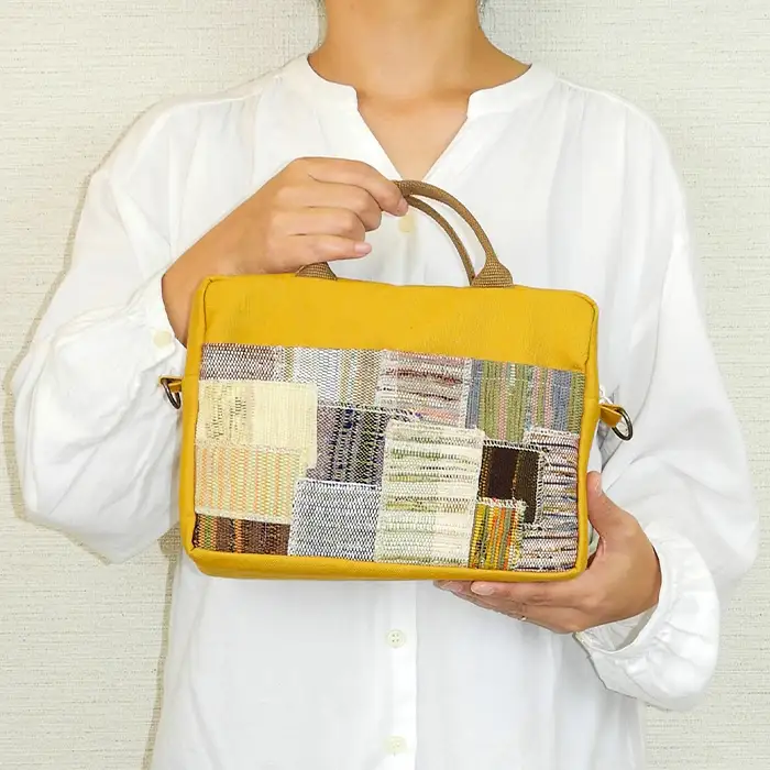 帆布のハギハギミニショルダー（マスタード）「思いやり型返礼品（支援型）」