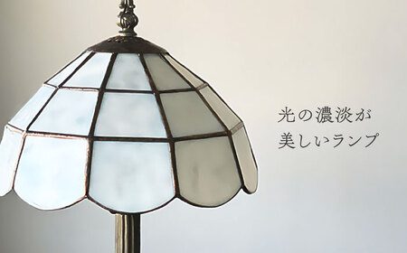 ステンドグラス テーブルランプ 木漏れ日 ホワイト ランプ / Nijiiro Lamp ニジイロランプ [BBAD022]