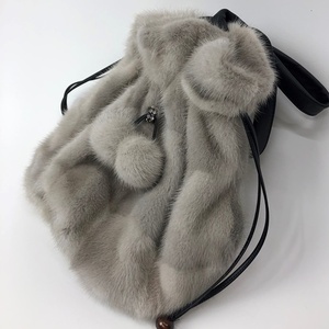サファイア ミンク 巾着 バッグ／豪華 毛皮 リアルファー 綺麗目 上品 お洒落 ファッション かばん