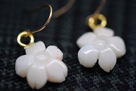 深海の秘宝 サクラ咲くピアス/イヤリング ピアス