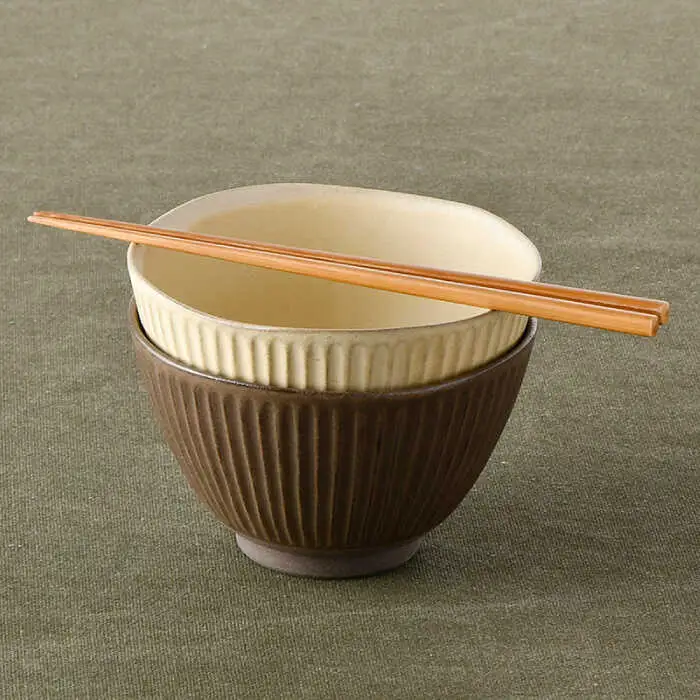 【波佐見焼】しのぎ どんぶり 2点セット 窯変 マット調 ブラウン・ベージュ 丼 陶器 茶碗  食器 皿 【トーエー】 [QC46] 波佐見焼