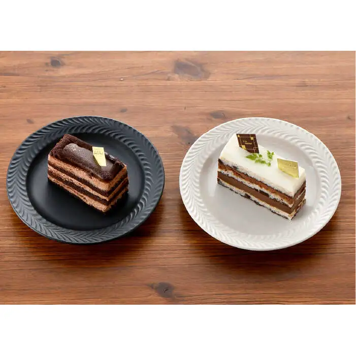 【波佐見焼】Rosemary マグカップ・ プレート 4点セット（アイボリー・ブラック） スープマグ 小皿 ケーキ皿 食器 皿 【トーエー】 [QC47] 波佐見焼
