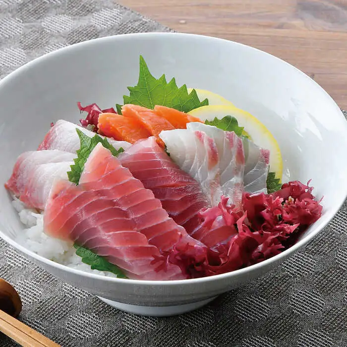 【波佐見焼】白磁 反り丼 どんぶり 2点セット 食器 皿 【陶豊】 [OE12] 波佐見焼