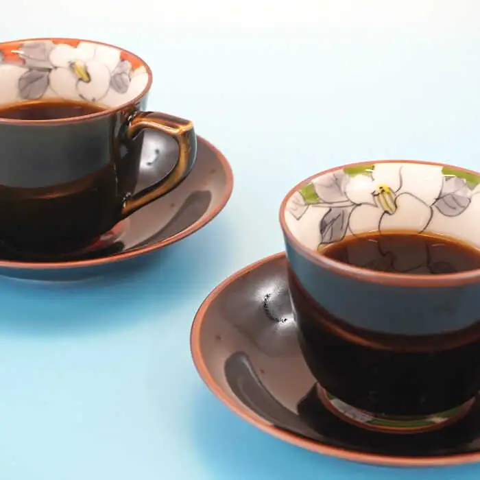【波佐見焼】花絵蒔（はなえまき）ペア コーヒーカップ・ソーサー マグカップ 陶器 食器 皿 【仙右エ門陶房】 [ZD15] 波佐見焼