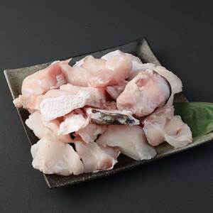 鍋用冷凍クエ1kg（500g×2パック）～幻の天然高級魚～ 1キロ【R00657】