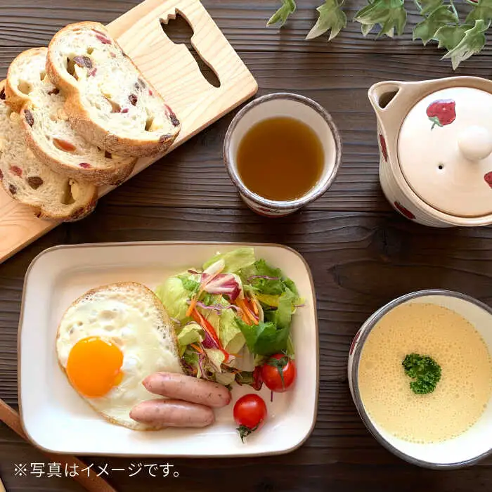 【波佐見焼】いちご ポット ティーポット  食器 皿 【ROXY・HASAMI】 [SB138]  波佐見焼
