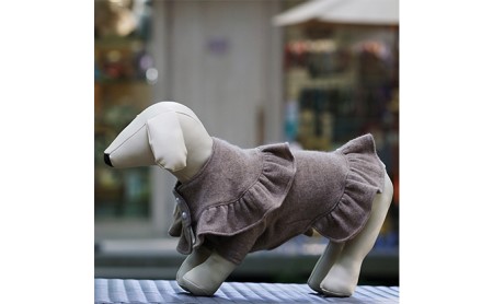 カシミヤ100％ 犬用フリルワンピース＆ケープ 無染色ココア色 Mサイズ 雑貨 日用品 