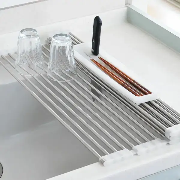 たためてしまえる伸縮水切り ワイドタイプ カトラリーケース付 燕三条 水切り