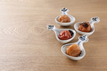 紀州南高梅 梅干し４種類セット計800g（200g×4箱）[中玉]２Ｌサイズ うめぼし和歌山産(化粧箱入)／紀伊国屋文左衛門本舗◇｜減塩 塩分控えめ 肉厚 はちみつ しそ しそかつお ふるさと納税 梅干し 和歌山
