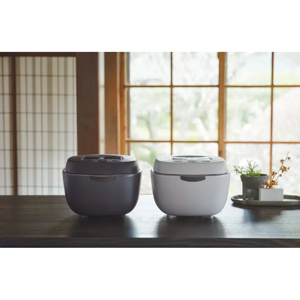  ＜土鍋プレミアムモデル＞炊飯器 5.5合炊き タイガー魔法瓶 炊飯器 JRL-A100KT 黒鳶（くろとび）  2026年度モデル