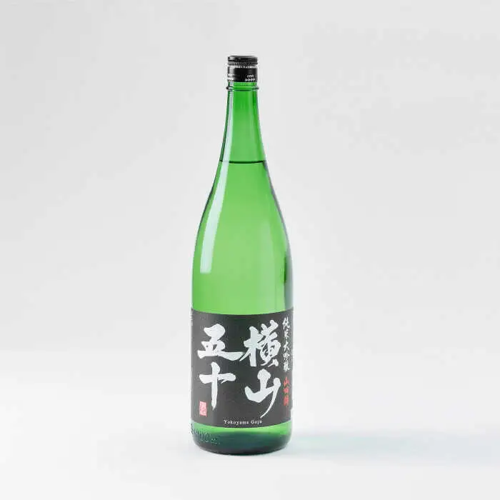 横山五十 純米大吟醸 BLACK 生詰（1回火入）1800ml（15度）《壱岐市》【ヤマグチ/重家酒造】[JCG012] お酒 日本酒