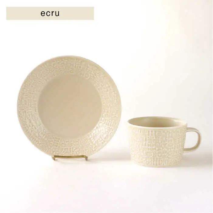 【波佐見焼】PATTERNED PLATE・MUG プレート マグカップ ペア 4点セット ecru＋morning mist 食器 皿 【BIRDS’ WORDS】 [CF001] 波佐見焼 食器