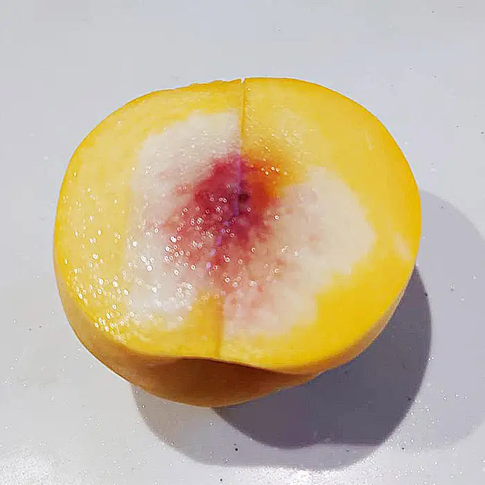  数量限定！マーブル桃「あかつき姫」(有袋・無袋) 秀品 約2kg [柔らかくなる桃]【令和8年産先行予約】FU22-209 くだもの 果物 フルーツ 山形 山形県 山形市 2026年産