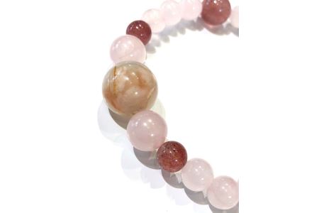 桜瑪瑙（さくらめのう）とローズ、イチゴ水晶のブレスレット　アクセサリー　ブレスレット　パワーストーン※着日指定不可◇