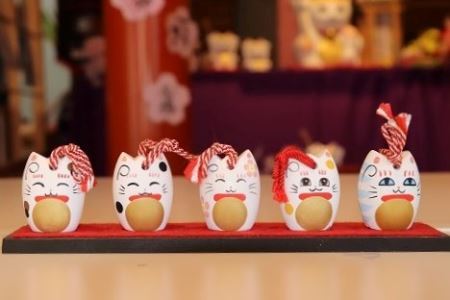 ＜宮若追い出し猫＞　マスコットセット（土鈴５体） [M32] 招き猫 招福 幸運 健康 繁盛 金運 猫 ねこ ネコ 手作り 置物 縁起物 陶器 インテリア 福岡県