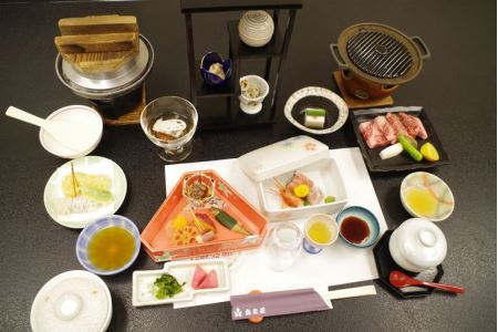 自在荘　1泊2食付ペア宿泊券 〔G-33〕 ｜ 宿泊 旅行 チケット 宿泊券 温泉 露天風呂 旅行券 温泉 ホテル