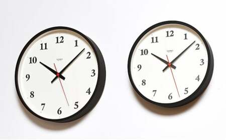 Plywood clock［電波時計］/ ブラウン（LC22-02W BW） 装飾品 工芸品 時間 インテリア レムノス オブジェ 壁掛け時計 リニューアル シナ材 シンプル  FAD-0867