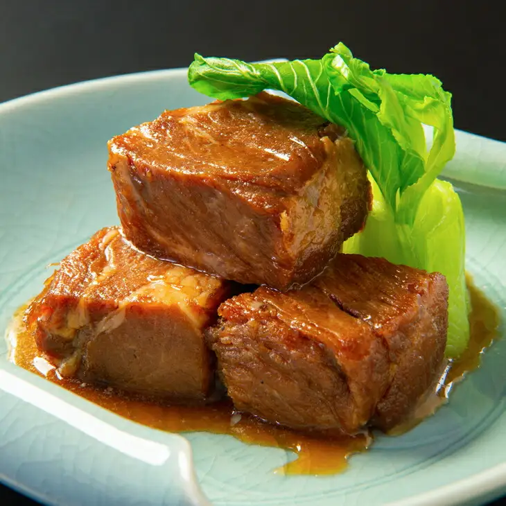 【お試しパック！】 花巻 ブランド 豚『 白金豚 の 角煮 (肩ロース）』【1259】