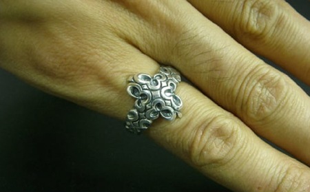 ZAN cross ring クロス リング ｜ 指輪 シルバー アクセサリー 十字架 モチーフ 925 ハンドメイド 選べる サイズ ジュエリー アクセ ファッション 人気 シンプル ギフト プレゼント 年末年始 お中元 お歳暮 内祝い 快気祝い