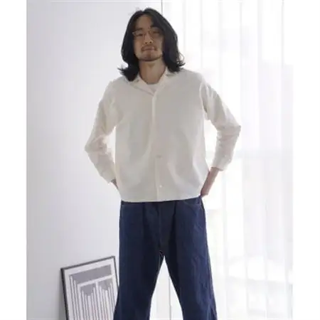 Kinudian パジャマシルクシャツ ホワイト フリーサイズ　ユニセックス　リラックスコーデ_装飾品・工芸品 男性・メンズ 洋服 _【1314936】