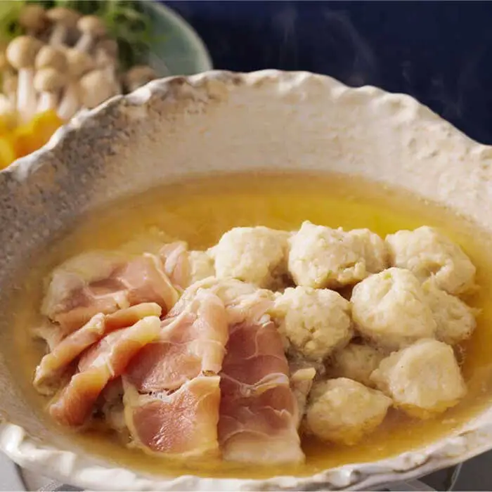 ＜鶏だしの美味しさを堪能！＞みつせ鶏 がばうま鍋（鶏だし）3?4人分×2袋 吉野ヶ里町/ヨコオフーズ とりにく 鳥 鳥肉 鶏肉 鶏肉 ヤンニョンチキン 簡単調理 チキン 韓国料理 チンするだけ レンジ [FAE124]
