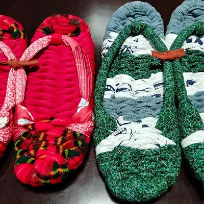 手づくりの一品もの 布草履（男性用・女性用 各一足）