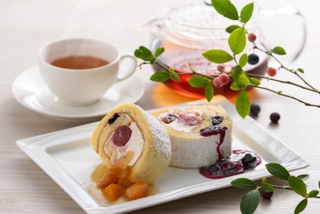 伊豆の果物つめすぎロールケーキ2本セット