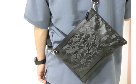 サコッシュ 型押しカモフラレザー ショルダー 撥水 サコッシュ