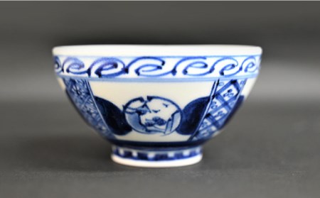 【波佐見焼】【※数量限定】古染地紋山水文 手造面取 茶碗 木箱入り 食器 お皿 飯椀【協立陶器】[TC123]