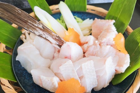 幻の天然物 クエ鍋セット 1kg ＜12月からお届け＞ クエ くえ 魚介類 魚貝類 鍋セット ご当地グルメ 海鮮 ポン酢 宴 クリスマス 【087_1746】