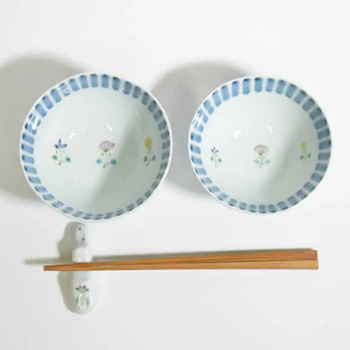 【波佐見焼】十草 三つ花 飯碗 茶碗 大小セット 食器 皿 【藍水】 [GB34]  波佐見焼