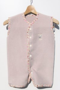 綿毛布スリーパー 2way仕様で暖か(Mサイズ) ベージュピンク×花柄 毛布の町(泉大津産) sleeper-s [3010]
