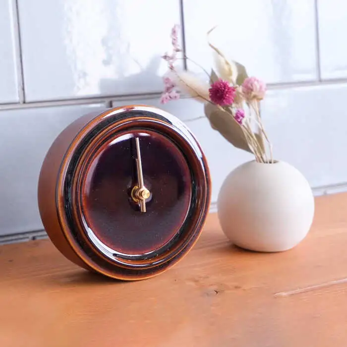 タイルと木のシンプルな手作り時計 TILE WOOD CLOCK 壁掛け・置き時計 『あめ釉』【杉浦製陶】 インテリア 雑貨 おしゃれ [TAO013]